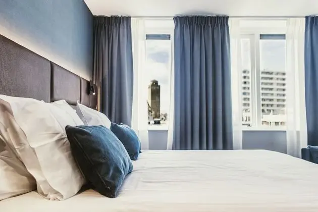 Deluxe Tek Büyük Yataklı Oda, Balkon, Deniz Manzaralı