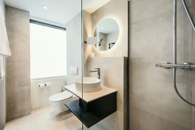 Deluxe Tek Büyük Yataklı Oda, Deniz Manzaralı