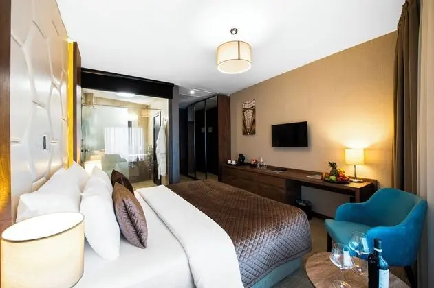 Comfort Tek Büyük Yataklı Oda