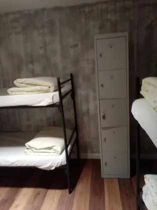 Bed in Shared Dormitory, Mixed Dorm (8 Beds)