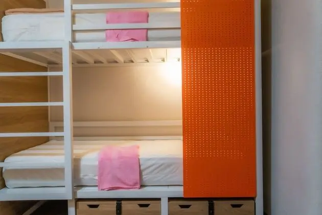 Ortak Ranzalı Oda, Sadece kadınlar için, Özel Banyo (1 Twin Bed in 4 Bed Room)