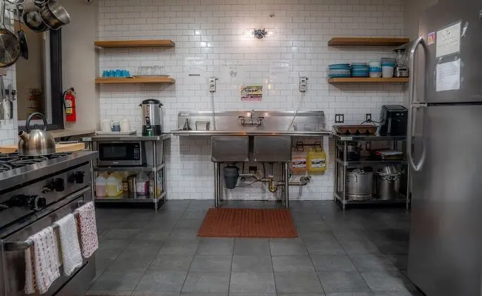 Ortak Ranzalı Oda, Sadece kadınlar için, Özel Banyo (1 Twin Bed in 4 Bed Room)