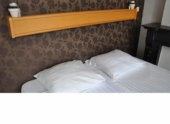 İki Ayrı Yataklı Oda