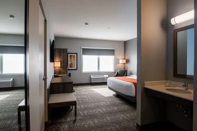 Oda, 1 En Büyük (King) Boy Yatak, Zemin Kat