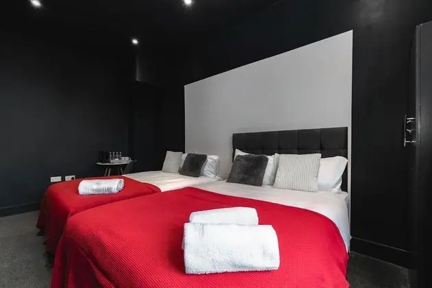 Dört Kişilik Oda, Banyolu/Duşlu