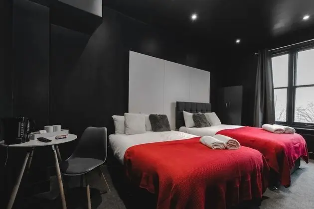 Dört Kişilik Oda, Banyolu/Duşlu