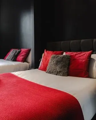 Dört Kişilik Oda, Banyolu/Duşlu