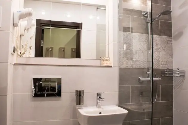 Comfort Tek Büyük Yataklı Oda