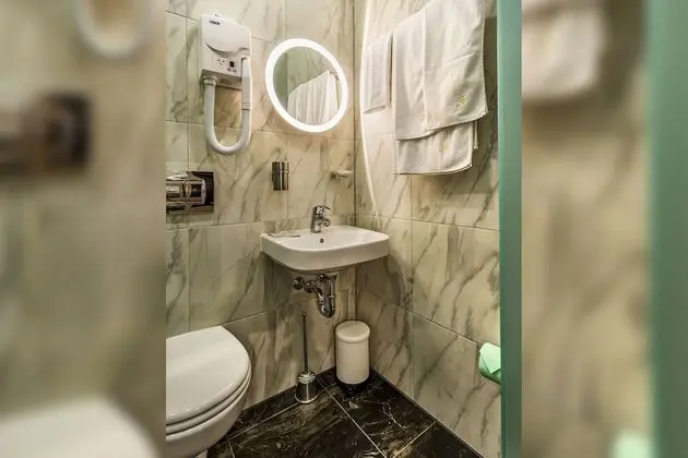 Tek Büyük Yataklı Oda, 1 En Büyük (King) Boy Yatak