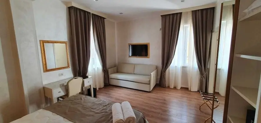 Classic Tek Büyük veya İki Ayrı Yataklı Oda