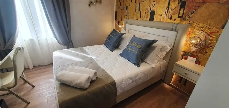 Classic Tek Büyük veya İki Ayrı Yataklı Oda