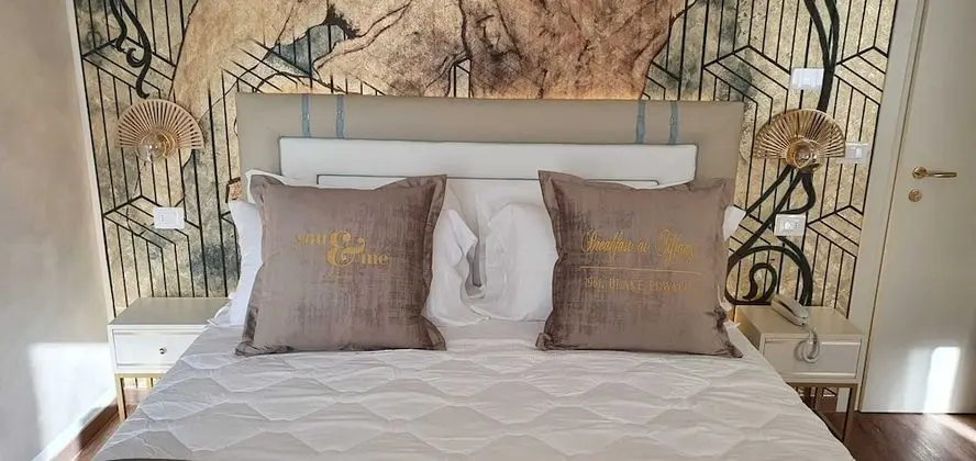 Junior Oda, Şehir Manzaralı