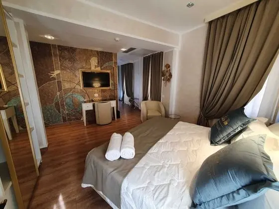 Junior Oda, Şehir Manzaralı