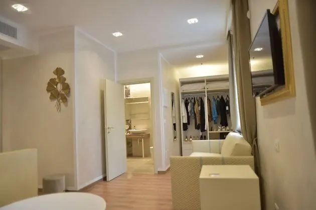 Junior Oda, Şehir Manzaralı