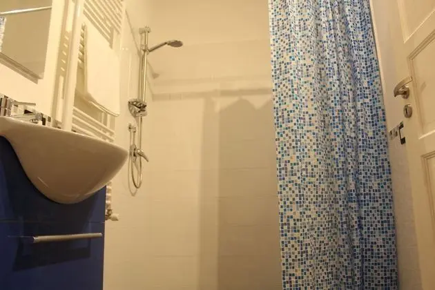 Üç Kişilik Oda, Balkon, Şehir Manzaralı