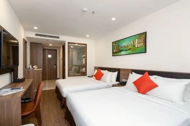 Deluxe Üç Kişilik Oda