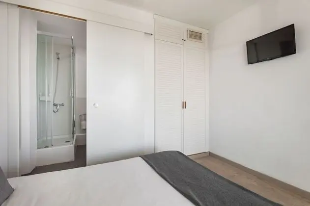 Apart Daire, 2 Yatak Odası, Teras, Plaj Manzaralı