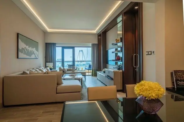 Süit, 1 Yatak Odası, Balkon (Sea Front Lounge Access)