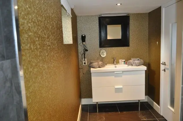 Economy Üç Kişilik Oda, 1 Yatak Odası, Zemin Kat (low ceiling, 2 meter)