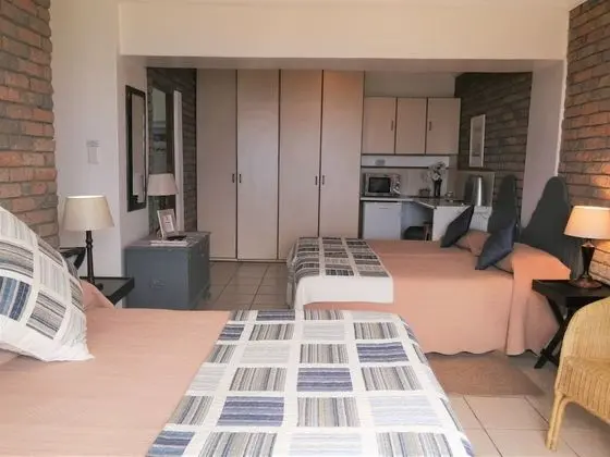 Karveel Self catering