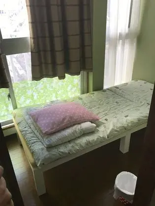 Tek Kişilik Oda, Sadece kadınlar için (Small)