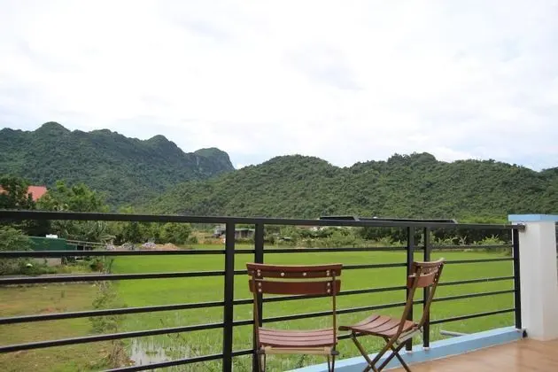 Dört Kişilik Oda, Balkon, Dağ Manzaralı