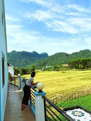 Dört Kişilik Oda, Balkon, Dağ Manzaralı