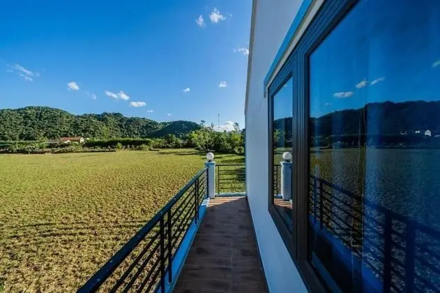Dört Kişilik Oda, Balkon, Dağ Manzaralı
