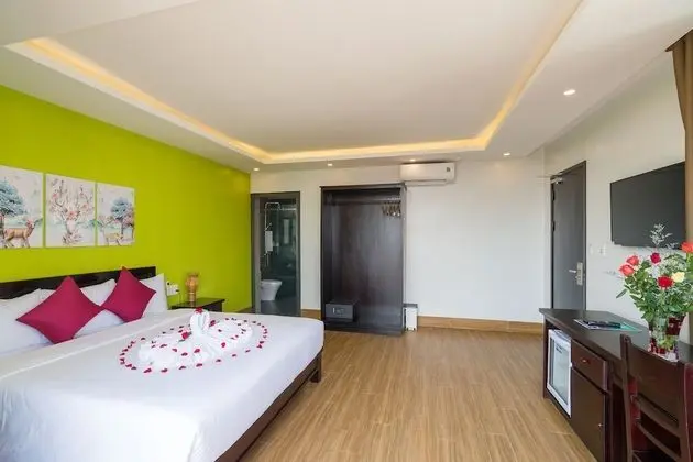Grand Deluxe Double With Balcony