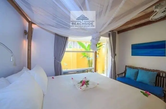 Ev, Plaj Kenarı (Dolphin, An Bang Beach)