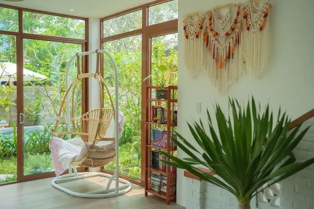 Villa, 4 Yatak Odası, Havuz Manzaralı