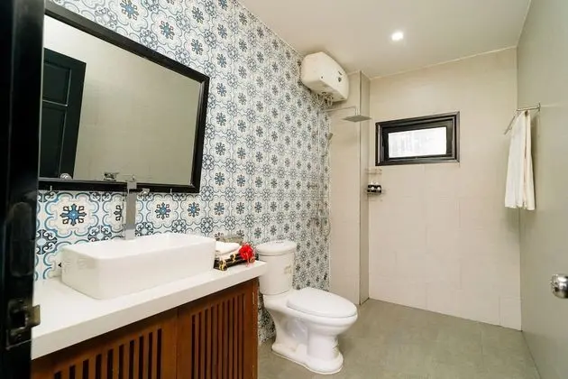 Villa, 4 Yatak Odası, Havuz Manzaralı
