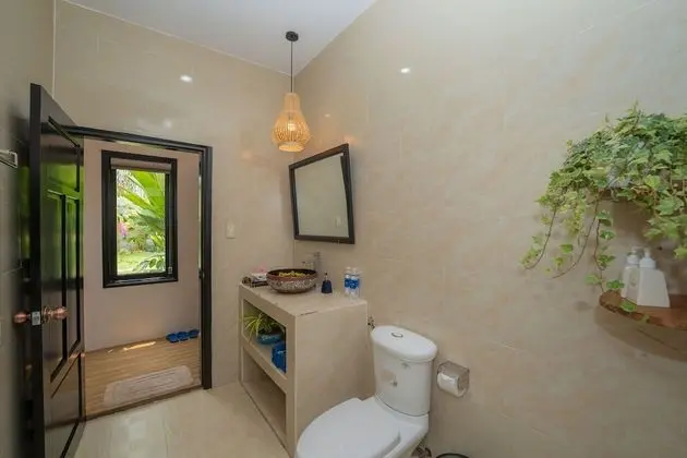 Villa, 4 Yatak Odası, Havuz Manzaralı