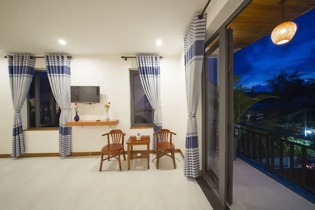 Deluxe Tek Büyük Yataklı Oda, Bahçe Manzaralı