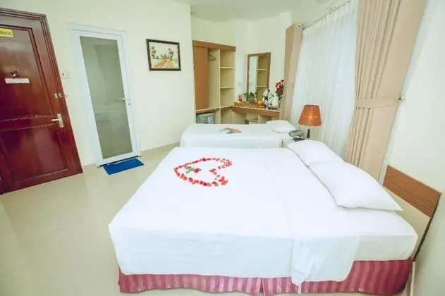 Üç Kişilik Oda