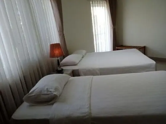 Üç Kişilik Oda