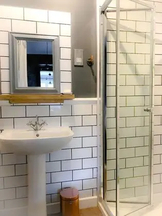 Tek Büyük Yataklı Oda, 1 En Büyük (King) Boy Yatak (Ben Arthur)