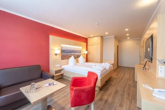 Comfort Tek Büyük Yataklı Oda