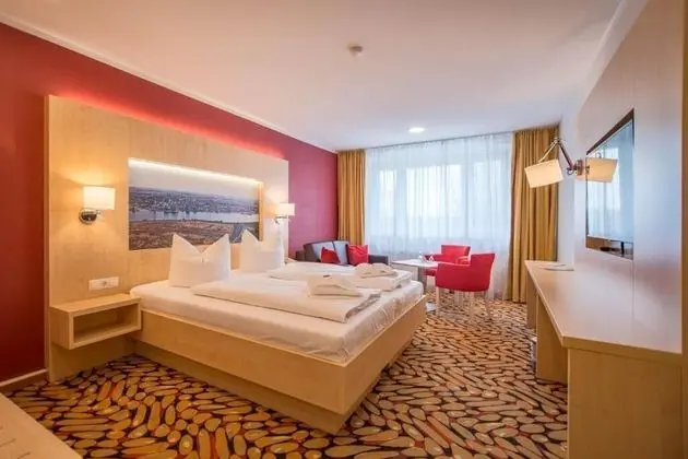 Comfort Tek Büyük Yataklı Oda