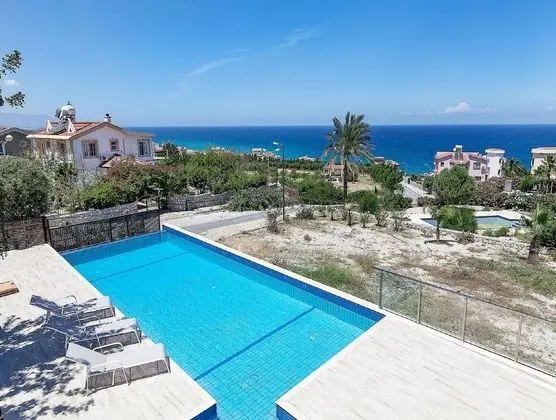Villa, 3 Yatak Odası, Şömine
