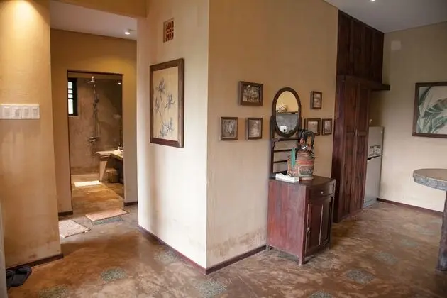Villa (Samma Garden River Family)