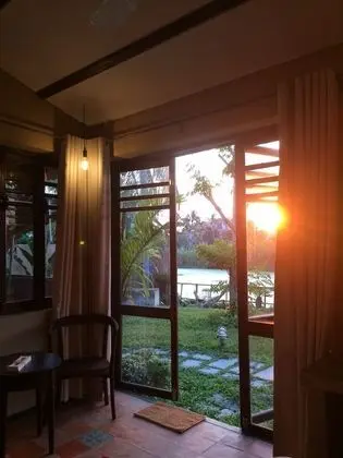 Villa (Samma Garden River Family)