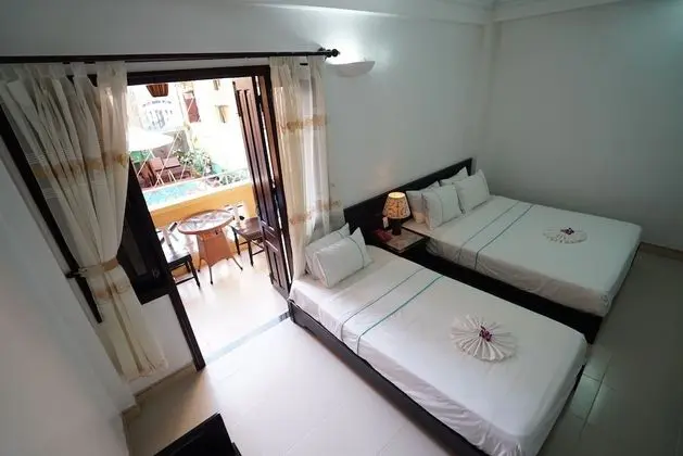 Deluxe Üç Kişilik Oda, 1 Yatak Odası, Havuz Manzaralı, Havuz Kenarı