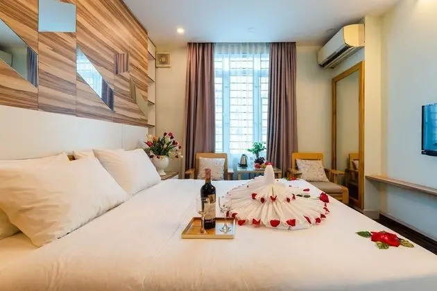 Deluxe Tek Büyük Yataklı Oda ( VIP )