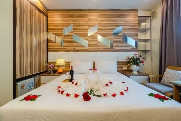Deluxe Tek Büyük Yataklı Oda ( VIP )