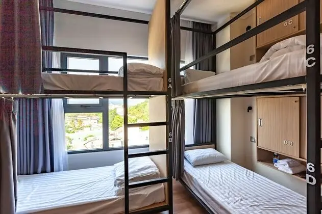 Ortak Ranzalı Oda, Karma Ranzalı Oda (6-Bed)