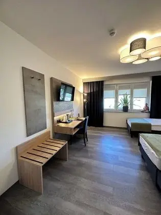 Exclusive Tek Büyük Yataklı Oda