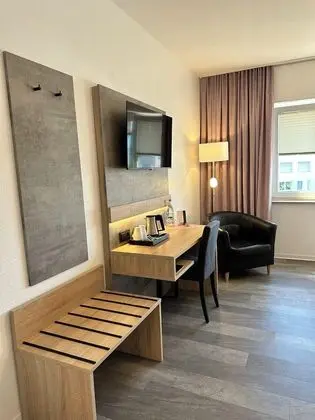 Exclusive Tek Büyük Yataklı Oda