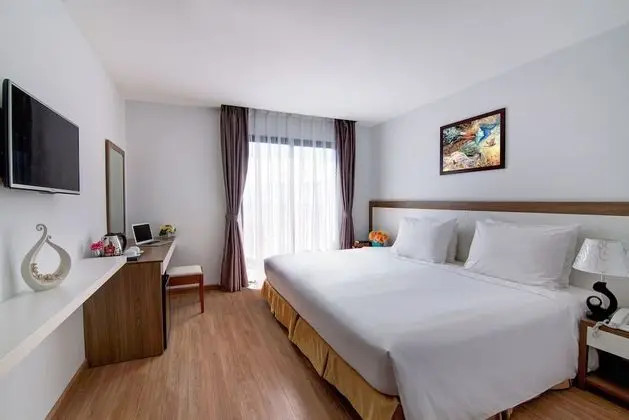 Premier Tek Büyük veya İki Ayrı Yataklı Oda, Balkon, Dağ Manzaralı