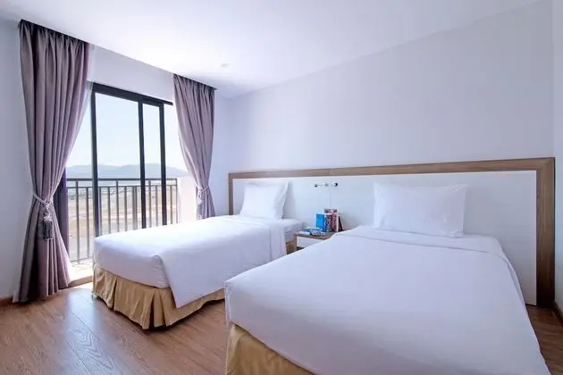 Premier Tek Büyük veya İki Ayrı Yataklı Oda, Balkon, Dağ Manzaralı